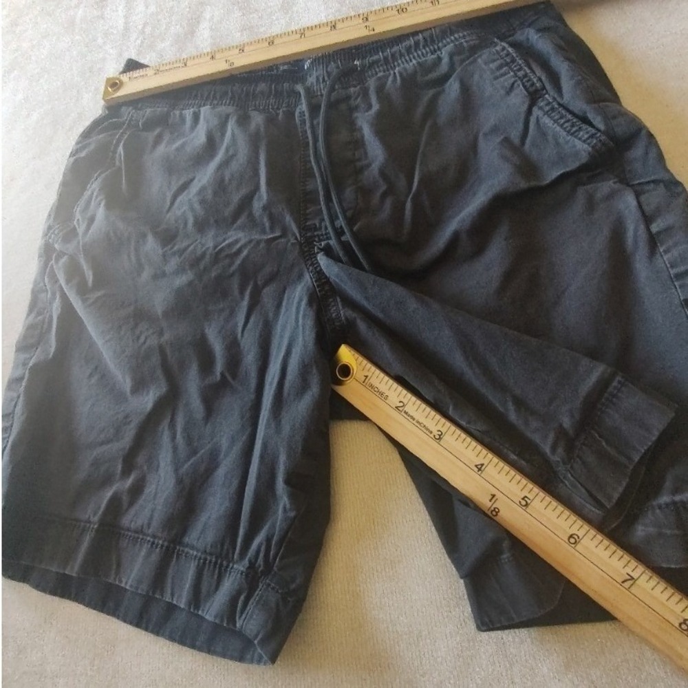 Gap Mens Lived-In Stretch Khaki Shorts Dark Gray Elastic Drawstring Waist 32
